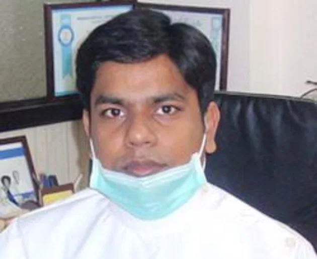dr vipul garg about